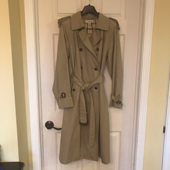 Brooks Brothers Jackets & Blazers - Classic Brooks Brothers Trench Coat